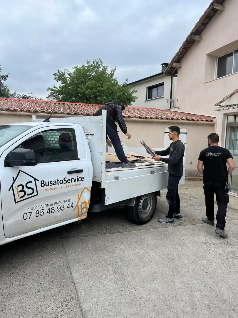 BUSATO SERVICE - DON DU SANG - MOBILISATION - ENSEMBLE - RENOVATION - EQUIPE